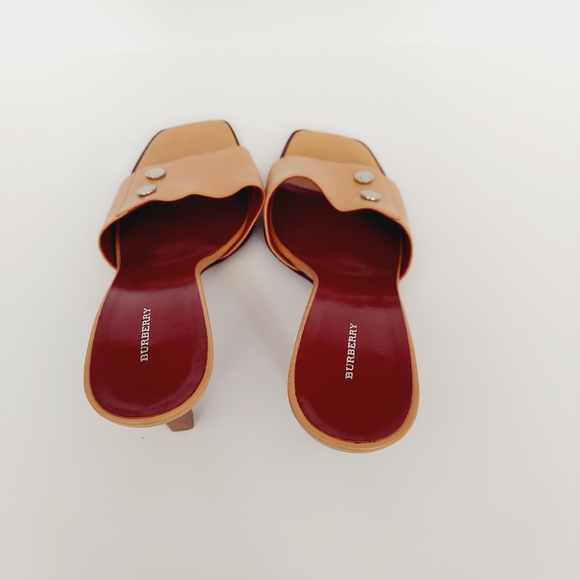 Vintage Burberry Leather Studded Accents Slides - Picture 12 of 15